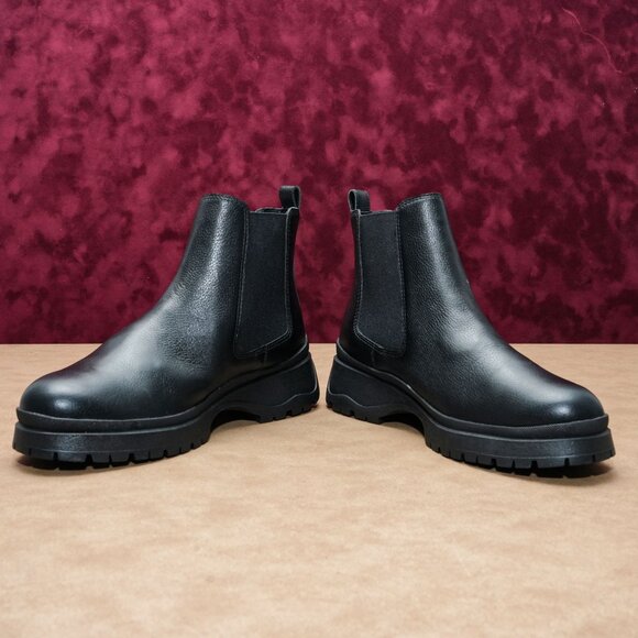 Linea Paolo Women Black Leather Fashion Comfortable Chelsea Boots sz 7.5 - Picture 3 of 8